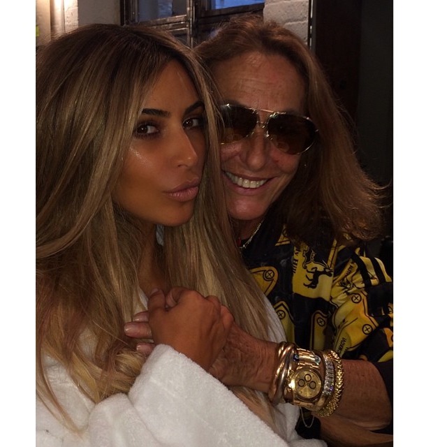 kim-kardashian-blonde